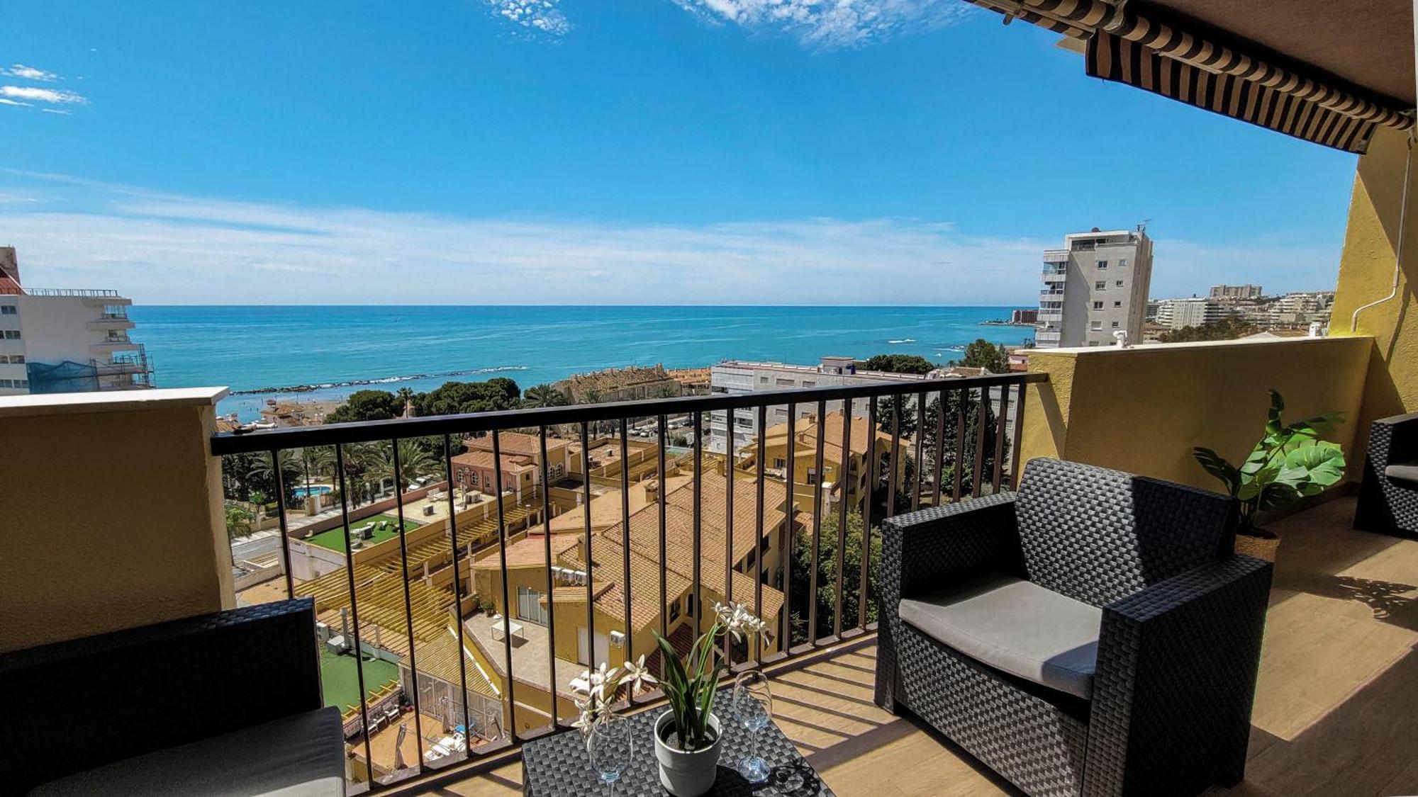 Apartamento Don Gustavo Attic Benalmadena Exterior photo